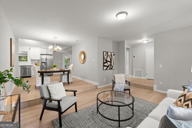 122 Cross Gate Drive, Marietta, GA 30068