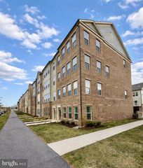 9584 FIELDS RD #9584, Gaithersburg, MD 20878