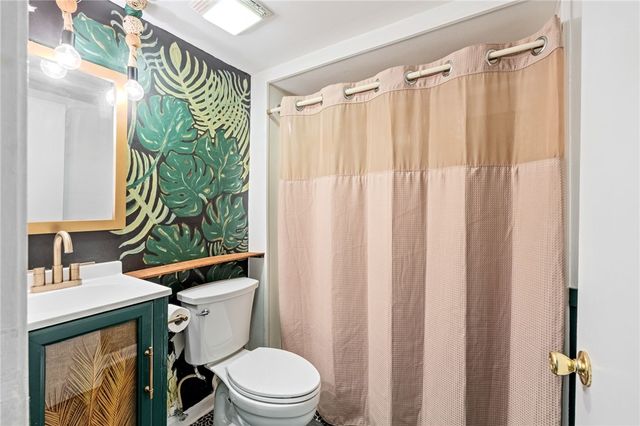 420 Brock Street, Central, SC 29630