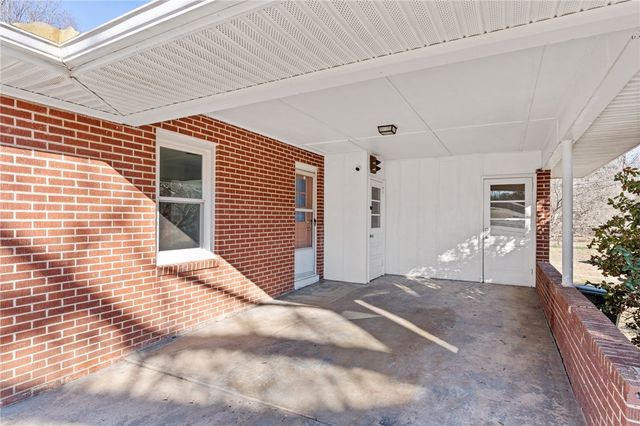 420 Brock Street, Central, SC 29630