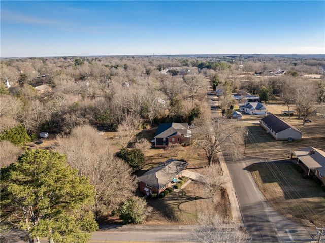 420 Brock Street, Central, SC 29630