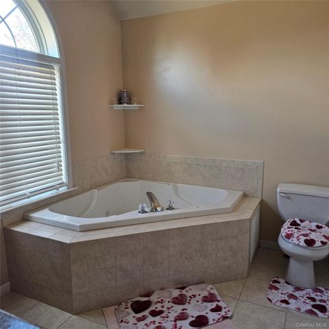 235 Maples Road, Middletown, NY 10940