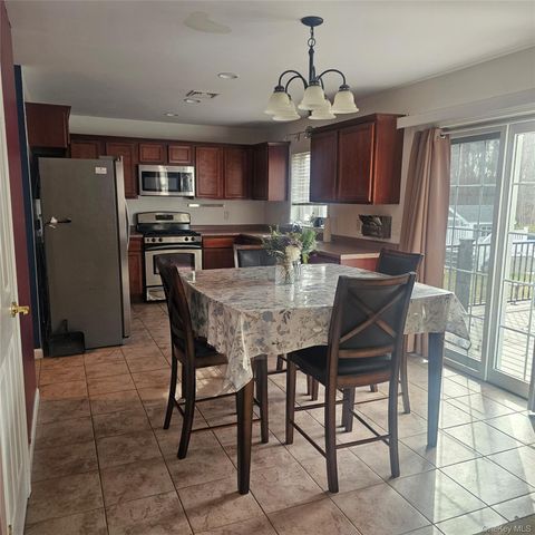 235 Maples Road, Middletown, NY 10940