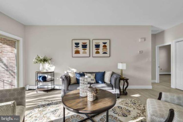 44 BUTTONWOOD ST, Mount Holly, NJ 08060