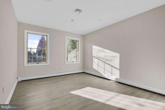 44 BUTTONWOOD ST, Mount Holly, NJ 08060