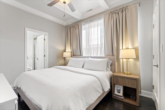 614 E 46th Street 3, Chicago, IL 60653