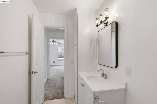 1720 Halford Ave 233, Santa Clara, CA 95051