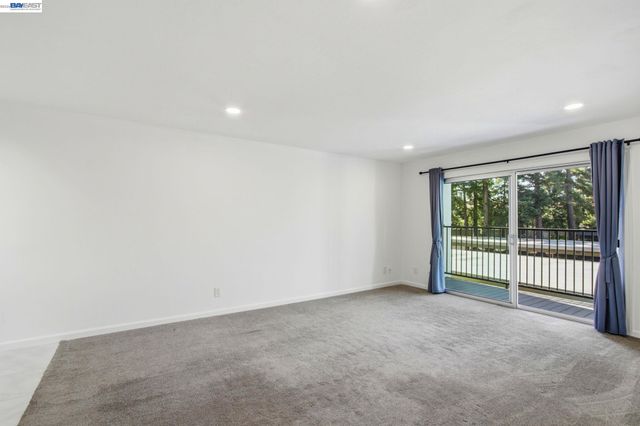 1720 Halford Ave 233, Santa Clara, CA 95051