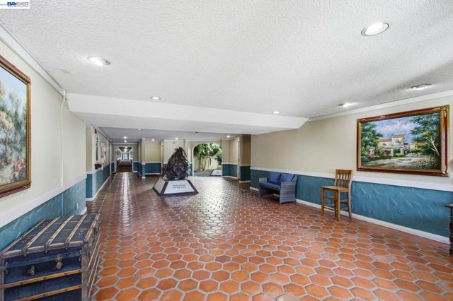 1720 Halford Ave 233, Santa Clara, CA 95051