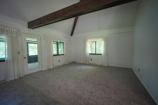 9411 Maple Hill Road, Reynolds Twp, MI 49329