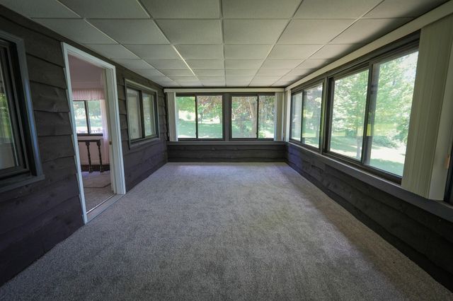 9411 Maple Hill Road, Reynolds Twp, MI 49329