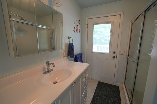 9411 Maple Hill Road, Reynolds Twp, MI 49329