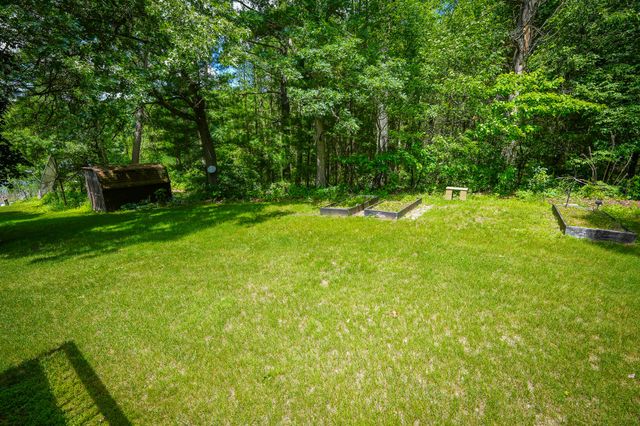 9411 Maple Hill Road, Reynolds Twp, MI 49329
