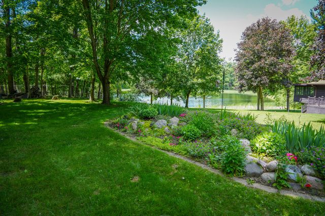 9411 Maple Hill Road, Reynolds Twp, MI 49329