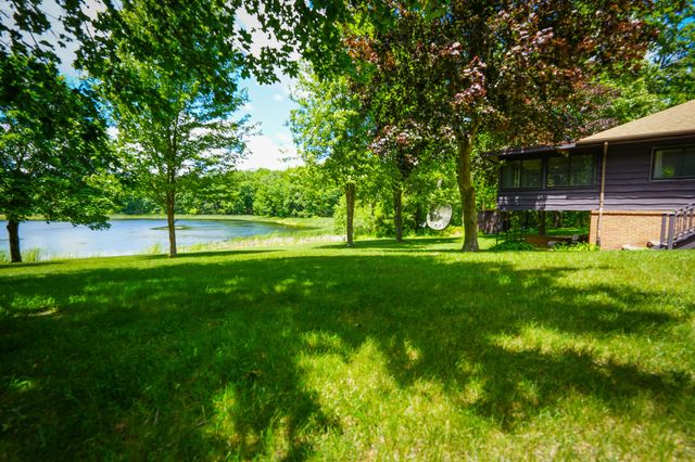9411 Maple Hill Road, Reynolds Twp, MI 49329