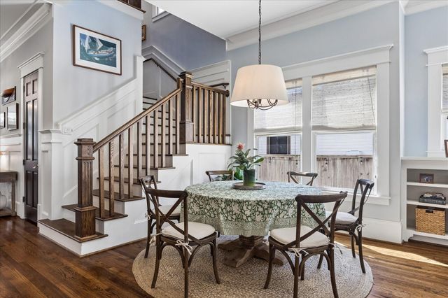 617 Harvard Street, Houston, TX 77007