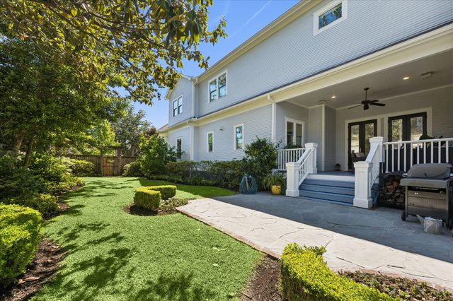 617 Harvard Street, Houston, TX 77007