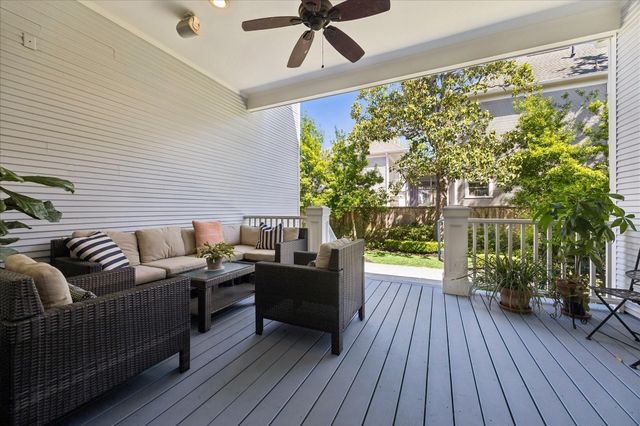 617 Harvard Street, Houston, TX 77007