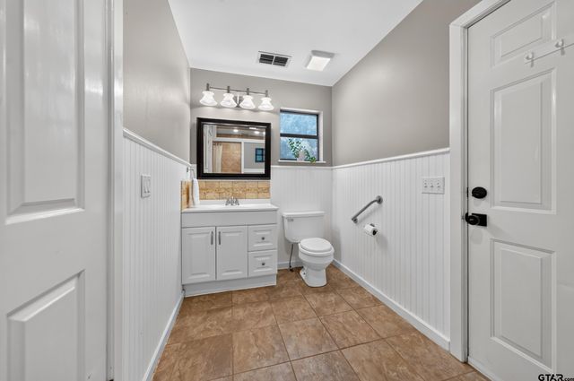 11644 Moser Ln, Whitehouse, TX 75791