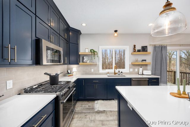 8089 Eagle Peak Drive, Georgetown Twp, MI 49428