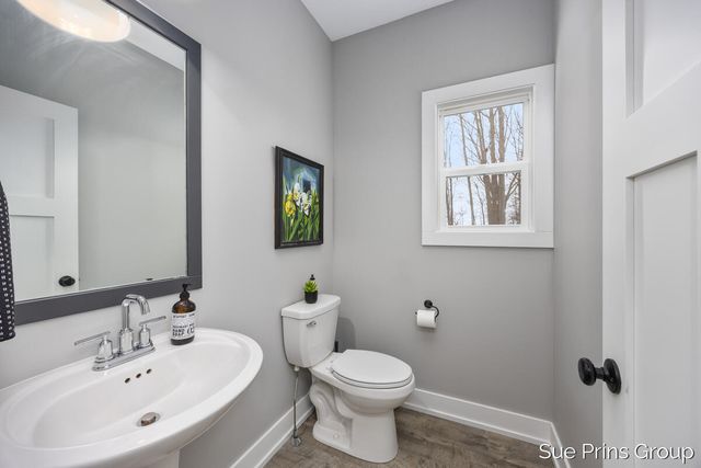 8089 Eagle Peak Drive, Georgetown Twp, MI 49428