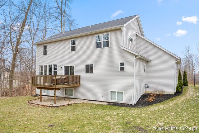 8089 Eagle Peak Drive, Georgetown Twp, MI 49428