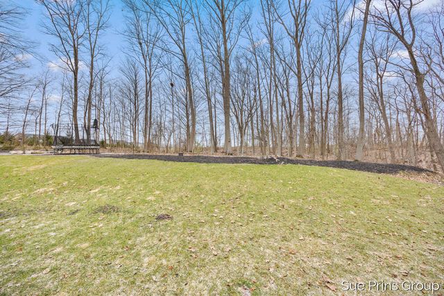 8089 Eagle Peak Drive, Georgetown Twp, MI 49428
