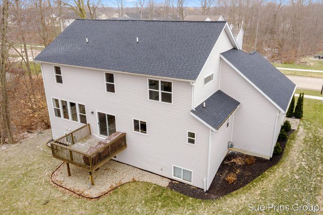 8089 Eagle Peak Drive, Georgetown Twp, MI 49428