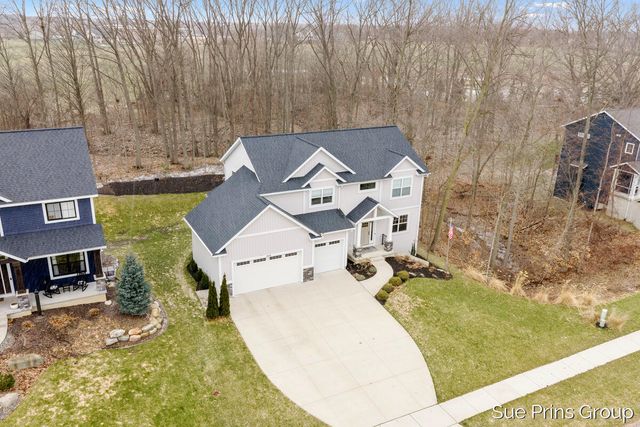 8089 Eagle Peak Drive, Georgetown Twp, MI 49428