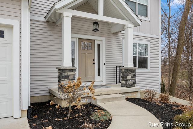 8089 Eagle Peak Drive, Georgetown Twp, MI 49428