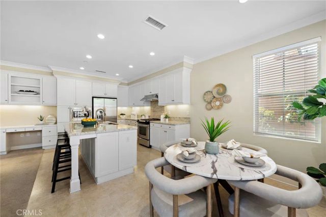 41 Coleridge, Irvine, CA 92620