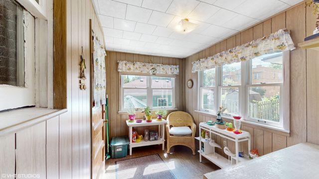 442 Hannah Avenue, Forest Park, IL 60130