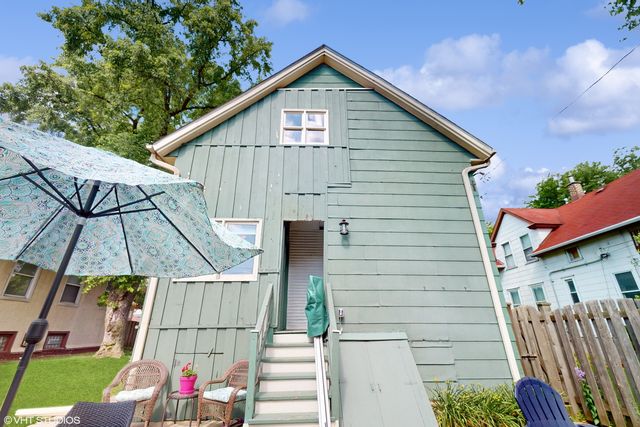 442 Hannah Avenue, Forest Park, IL 60130