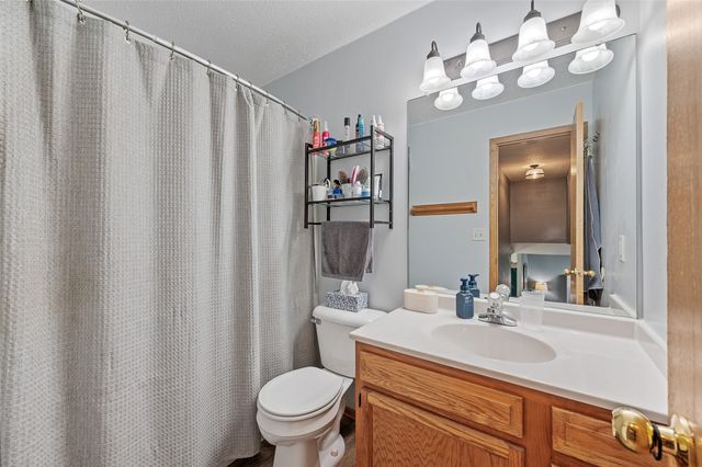 450 Fawn Circle, Pleasant Hill, IA 50327