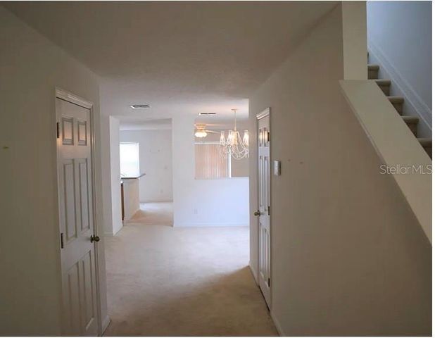 521 CRESTING OAK CIRCLE 76, Orlando, FL 32824