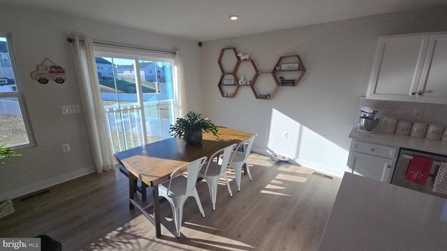 263 HYDRO RD, Inwood, WV 25428