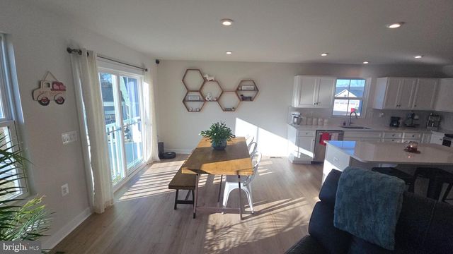 263 HYDRO RD, Inwood, WV 25428