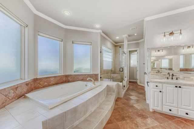 3704 Kenora CT, Austin, TX 78738