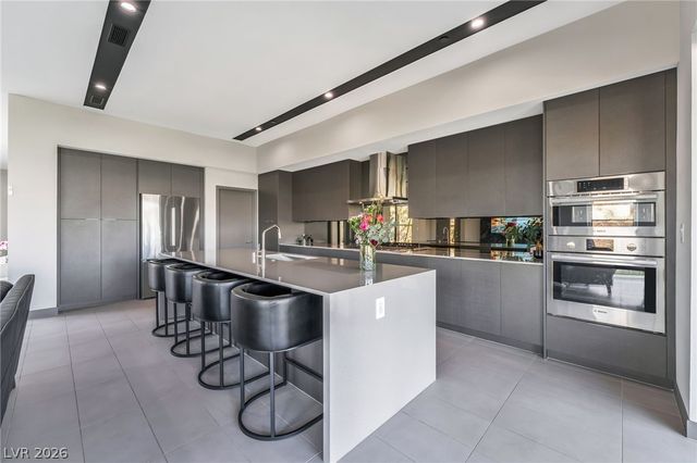 46 Promenade Isle Lane, Henderson, NV 89011