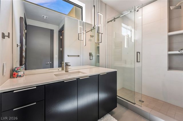 46 Promenade Isle Lane, Henderson, NV 89011