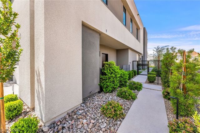 46 Promenade Isle Lane, Henderson, NV 89011