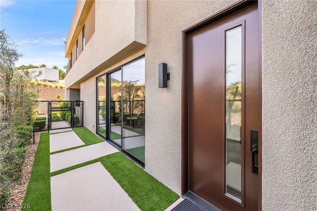 46 Promenade Isle Lane, Henderson, NV 89011