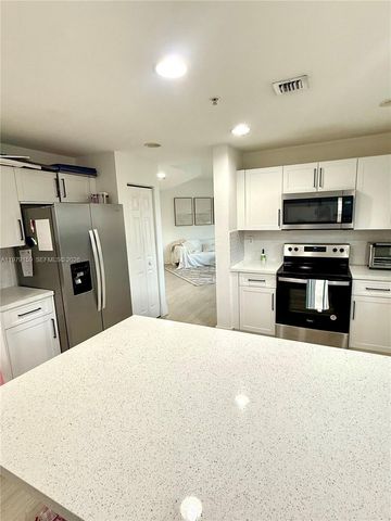 8999 NW 107th Ct 216-1, Doral, FL 33178