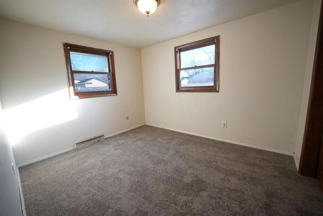 530 LORRAINE LANE, Green Bay, WI 54311