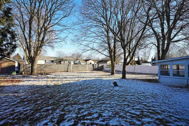 530 LORRAINE LANE, Green Bay, WI 54311