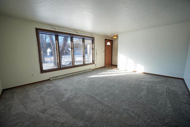 530 LORRAINE LANE, Green Bay, WI 54311