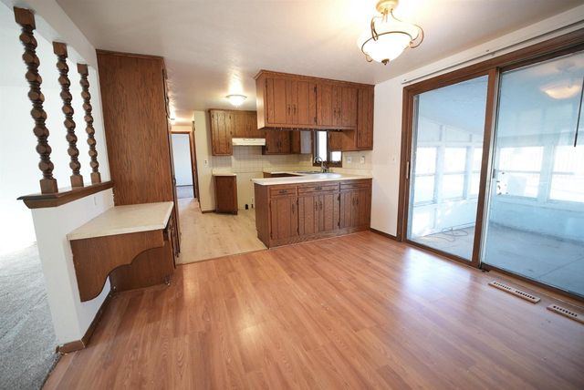 530 LORRAINE LANE, Green Bay, WI 54311