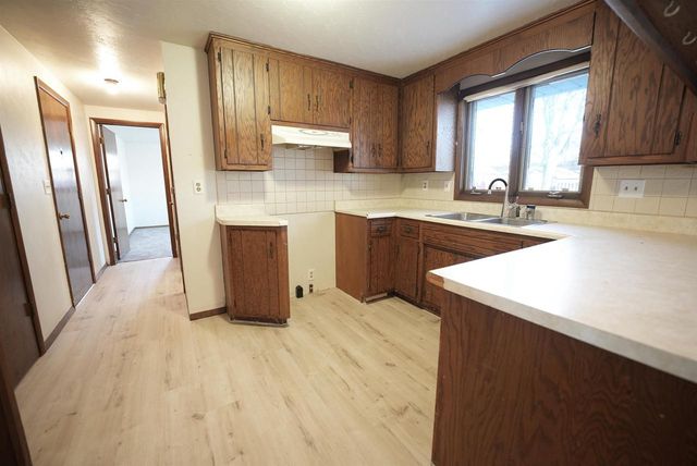 530 LORRAINE LANE, Green Bay, WI 54311