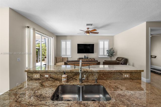 7199 Via Leonardo, Lake Worth, FL 33467