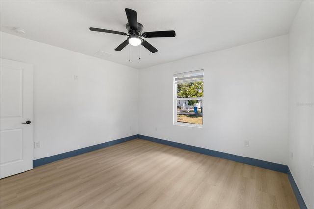 8508 SUNBEAM LN, Tampa, FL 33615